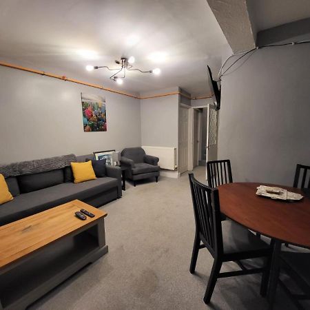 City Centre Room, Wifi, Share Facility Swansea Buitenkant foto