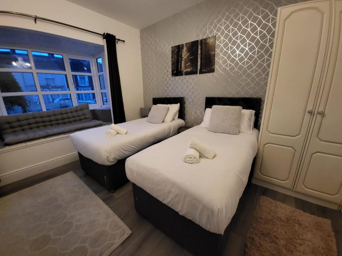 City Centre Room, Wifi, Share Facility Swansea Buitenkant foto