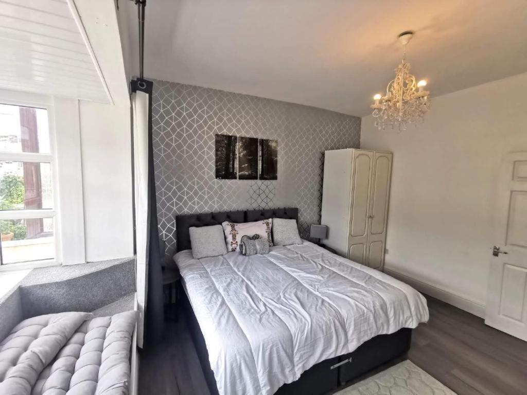 City Centre Room, Wifi, Share Facility Swansea Buitenkant foto