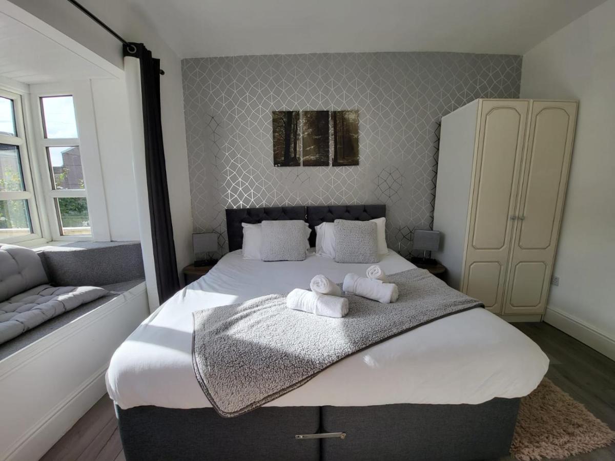 City Centre Room, Wifi, Share Facility Swansea Buitenkant foto