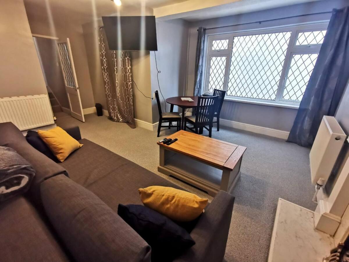 City Centre Room, Wifi, Share Facility Swansea Buitenkant foto